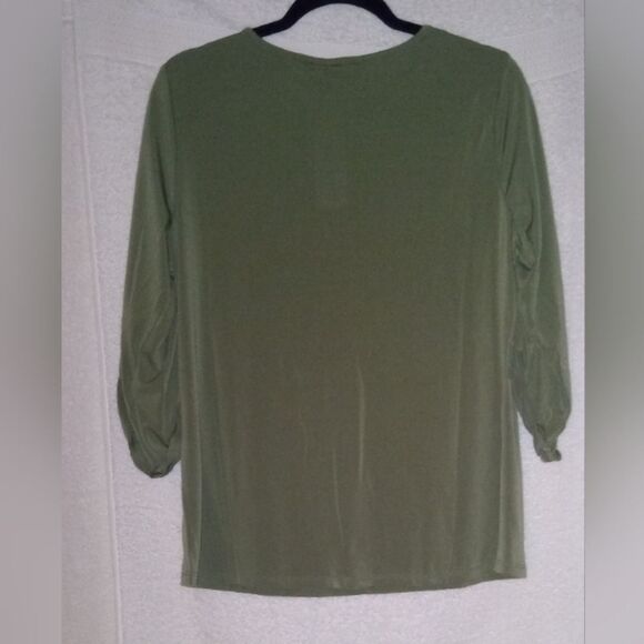 NY Collection Cuffed Sleeve Top - Picture 2 of 5